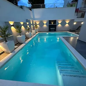 hotellátogatás