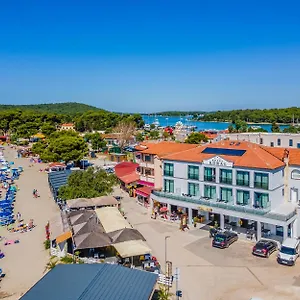 3* Hotell Koral