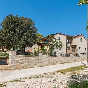  Apartman Salak
