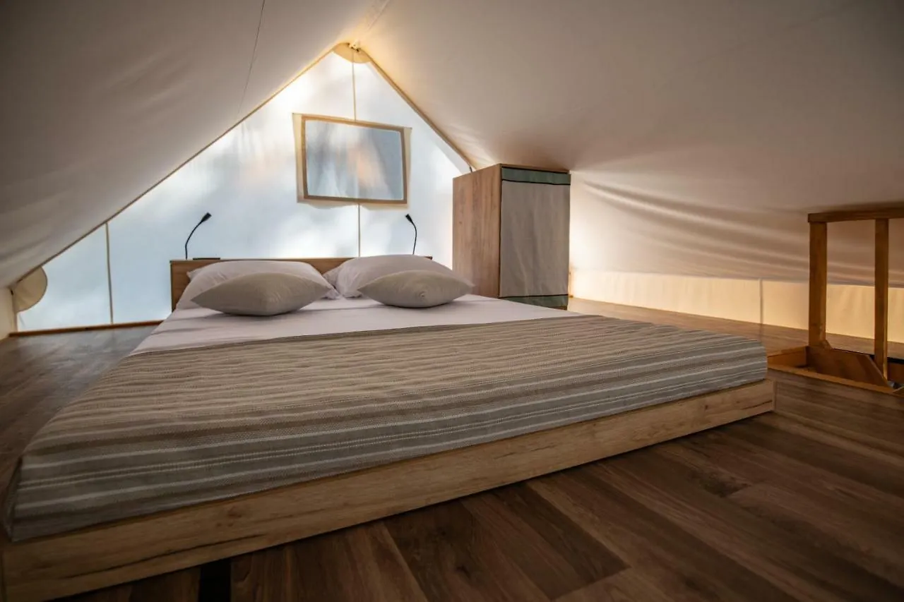 Arena Stoja Camping Homes Pula 4*,